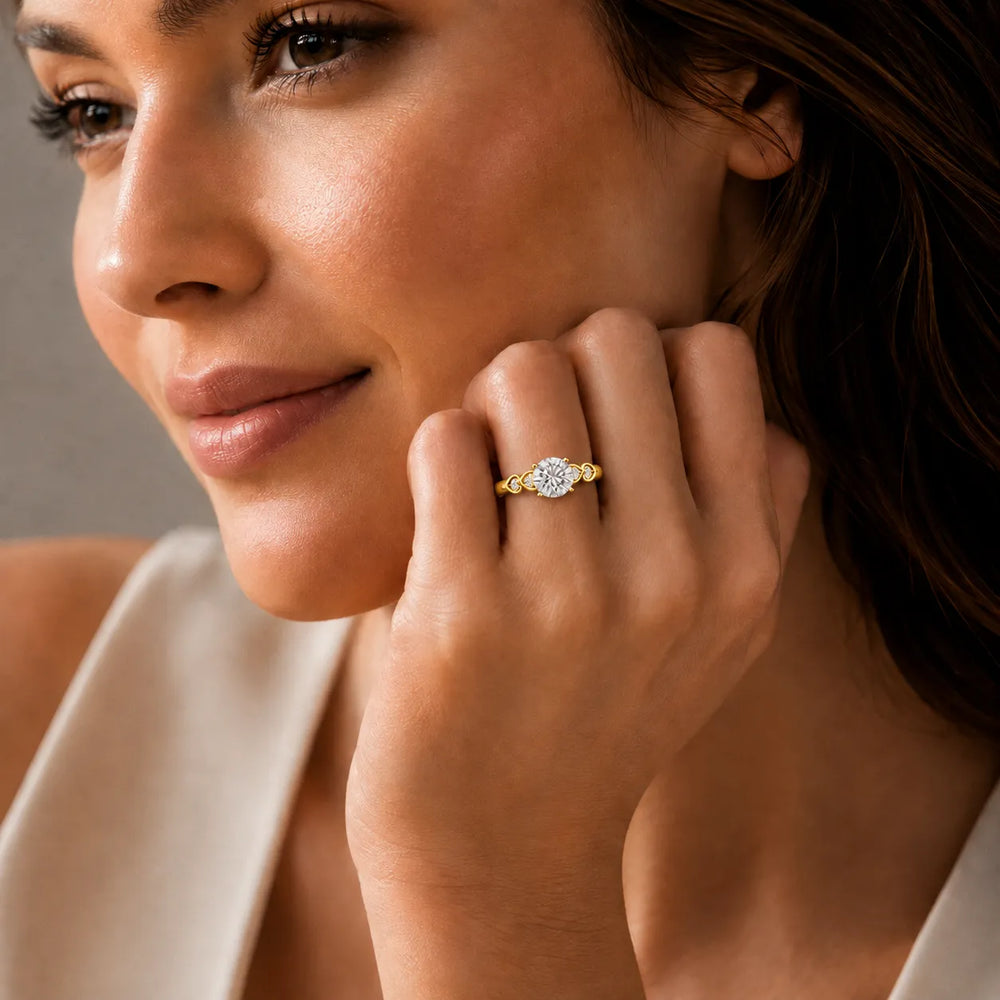 Classic Solitaire Ring with Vintage-Inspired Accent Details