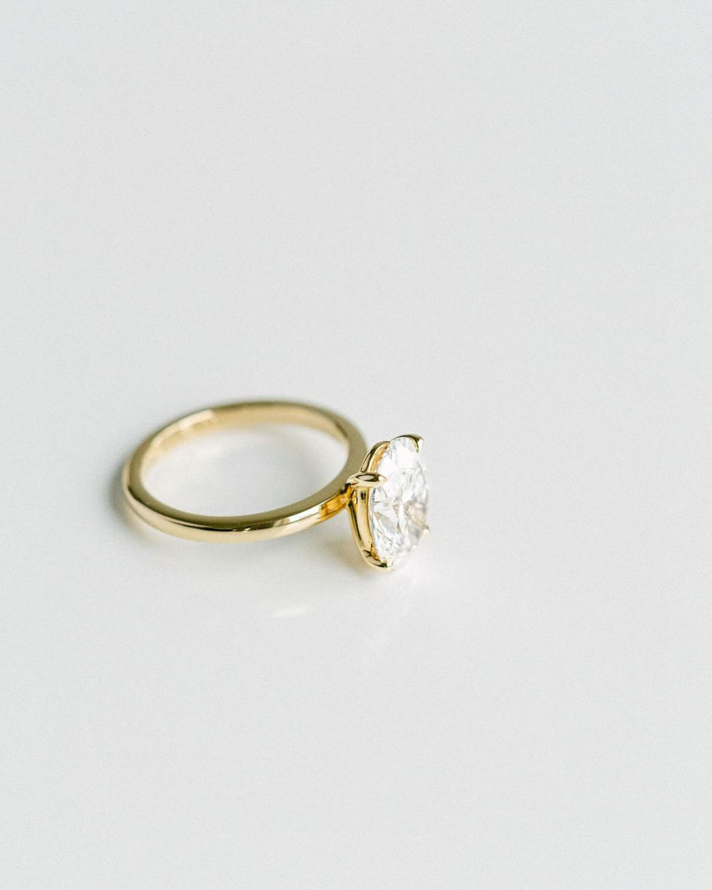 Oval Cut Labgrown Engagement Ring