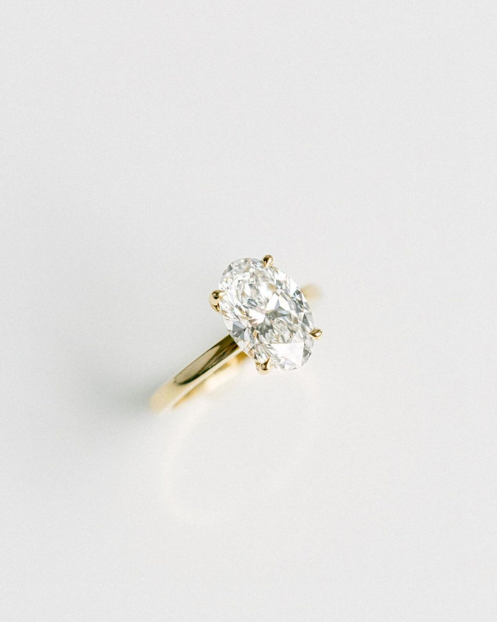 Oval Cut Labgrown Engagement Ring