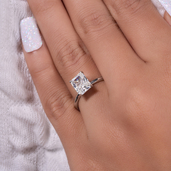 Radiant Cut Labgrown Engagement Ring