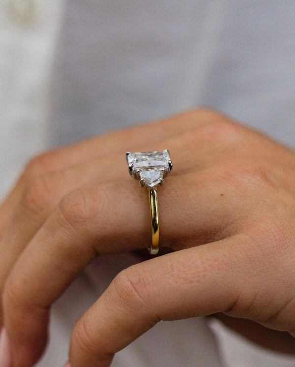 Radiant Cut Labgrown Engagement Ring
