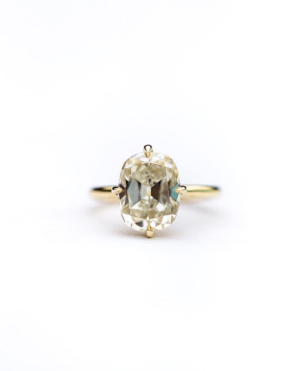 Cushion Cut Labgrown Engagement Ring