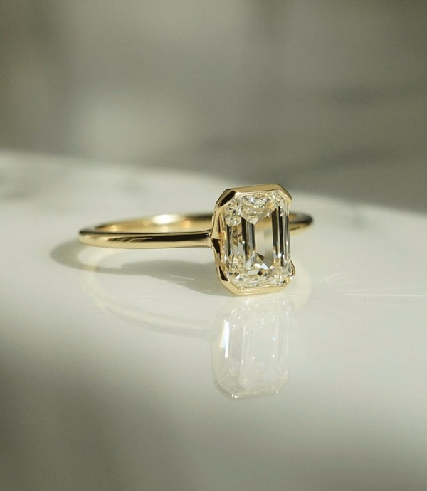 Emerald Cut Labgrown Engagement Ring