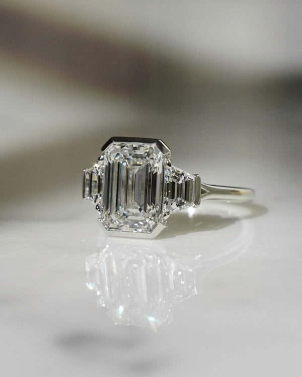 Emerald Cut Labgrown Engagement Ring