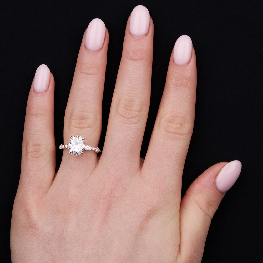 Bridal Set Oval Cut Labgrown Engagement Ring
