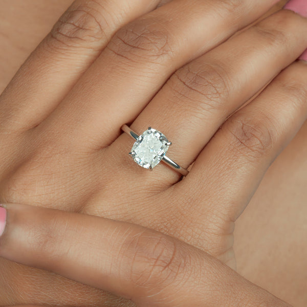 Cushion Cut Labgrown Ring
