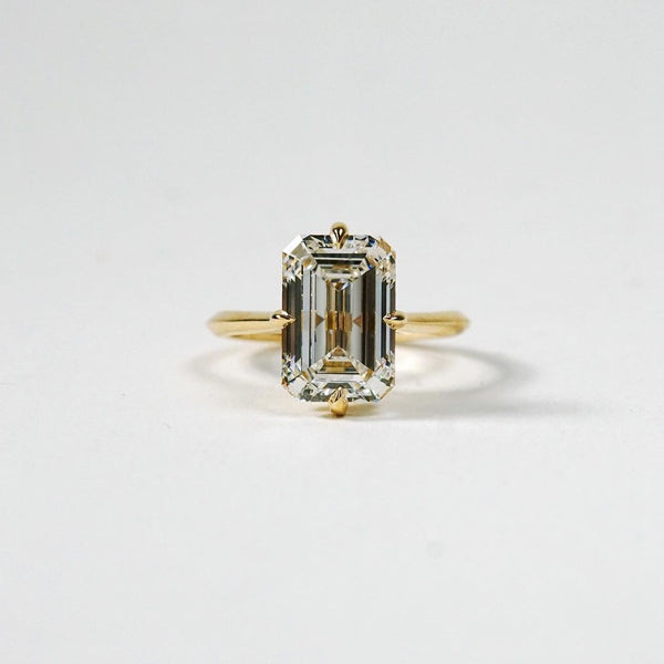Emerald Cut Labgrown Engagement Ring