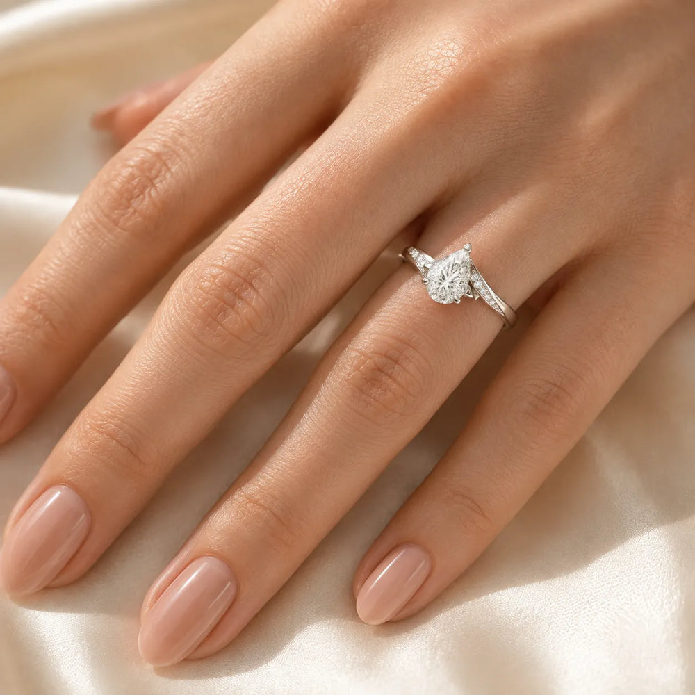 Princess-Cut Diamond Crisscross Ring