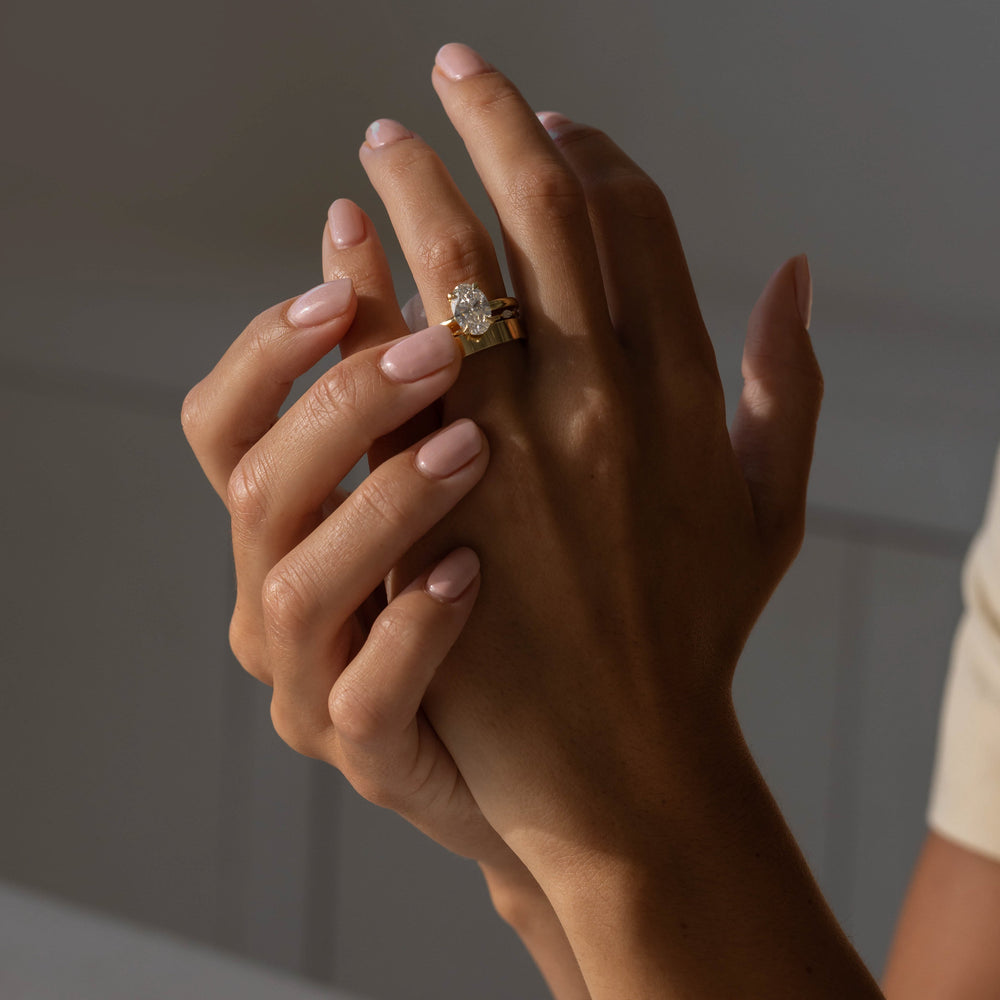 Oval Cut Labgrown Engagement Ring