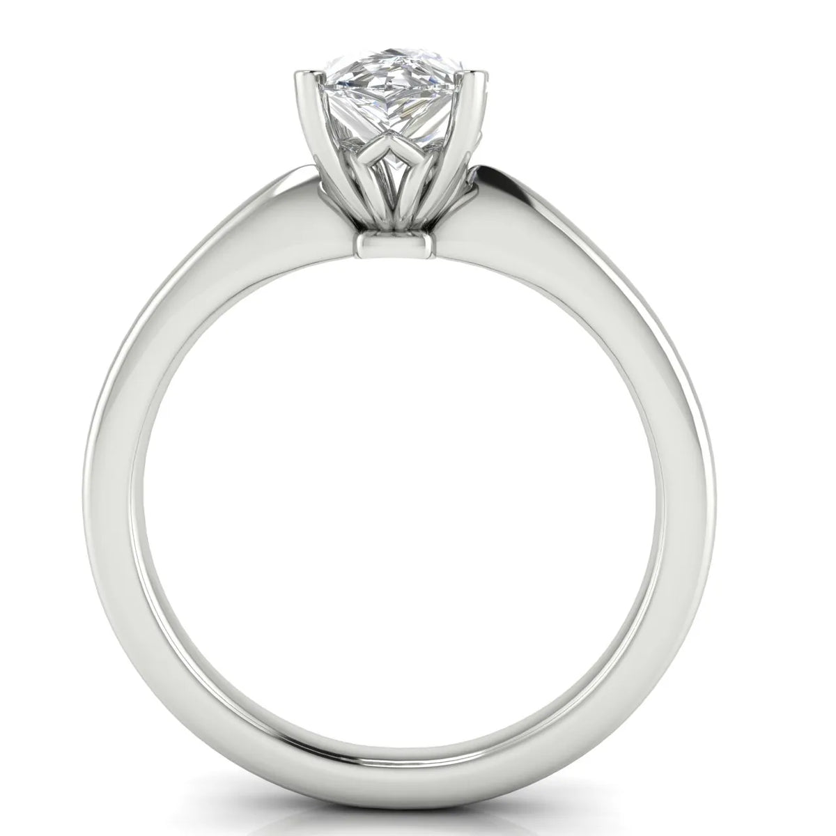 Elegant Solitaire Ring with Timeless Appeal