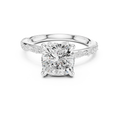 Classic Engagement Ring with Modern Luxury and Refined Beauty