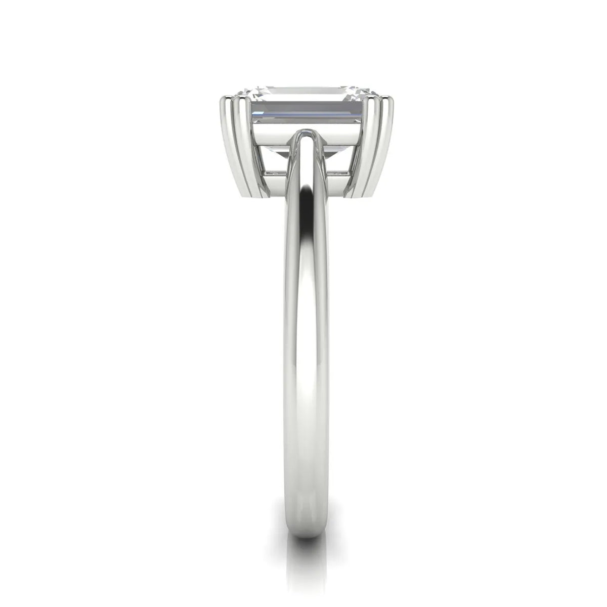 Elegant Solitaire Ring with Classic Prong Setting