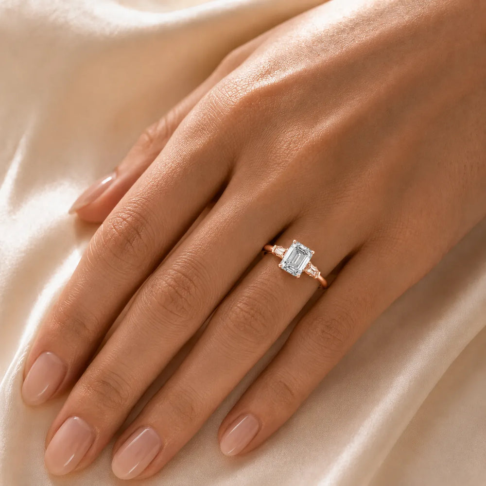Emerald Elegance Ring with Customize baguette