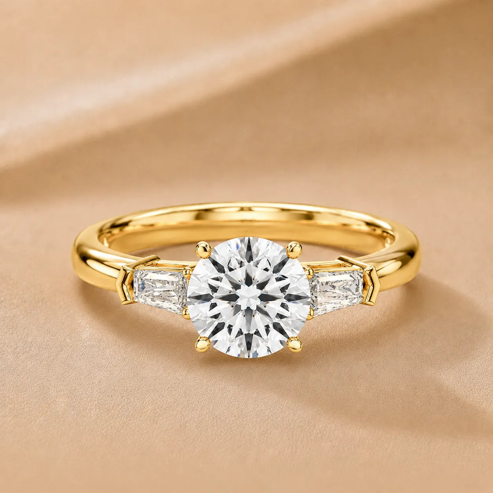 Emerald Elegance Ring with Customize baguette