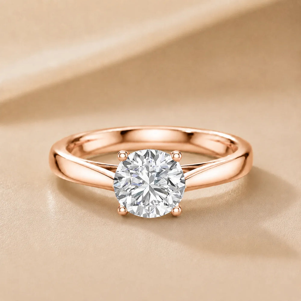 Elegant Solitaire Ring with Classic Four-Prong Setting