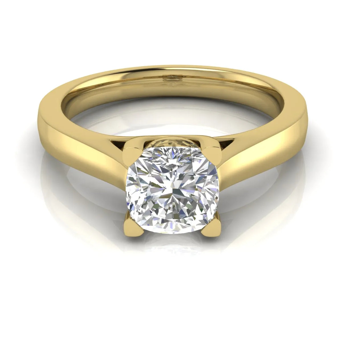 Elegant Solitaire Ring with Classic Four-Prong Setting