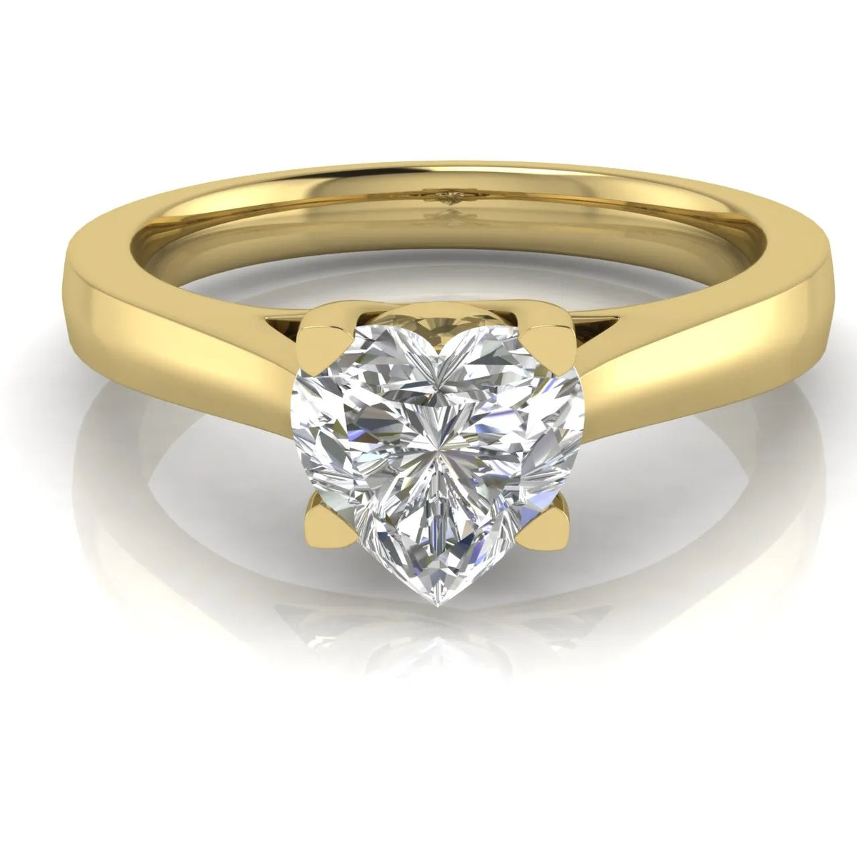 Elegant Solitaire Ring with Classic Four-Prong Setting