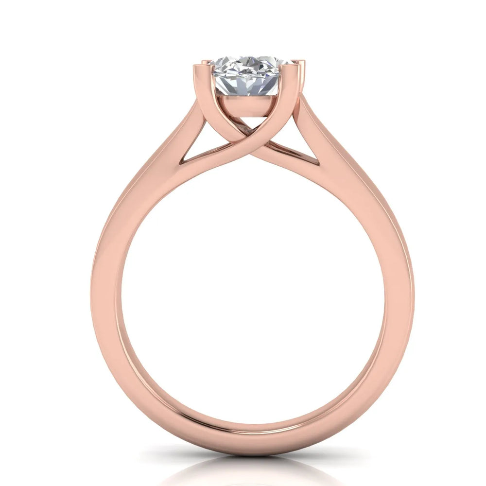 Elegant Solitaire Ring with Classic Four-Prong Setting