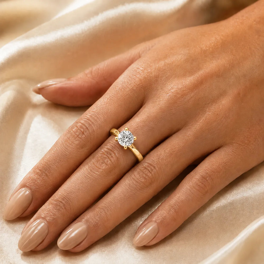Elegant Solitaire Engagement Ring