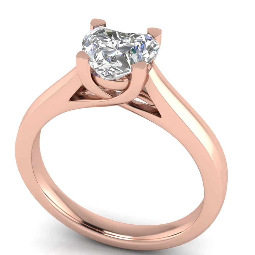 Elegant Solitaire Ring with Classic Four-Prong Setting