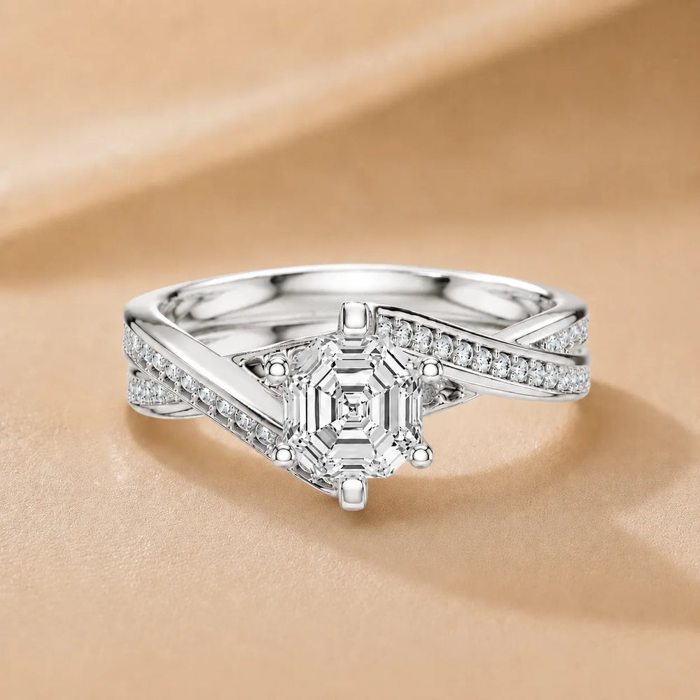 Eternal Embrace Solitaire Ring With Round Diamond
