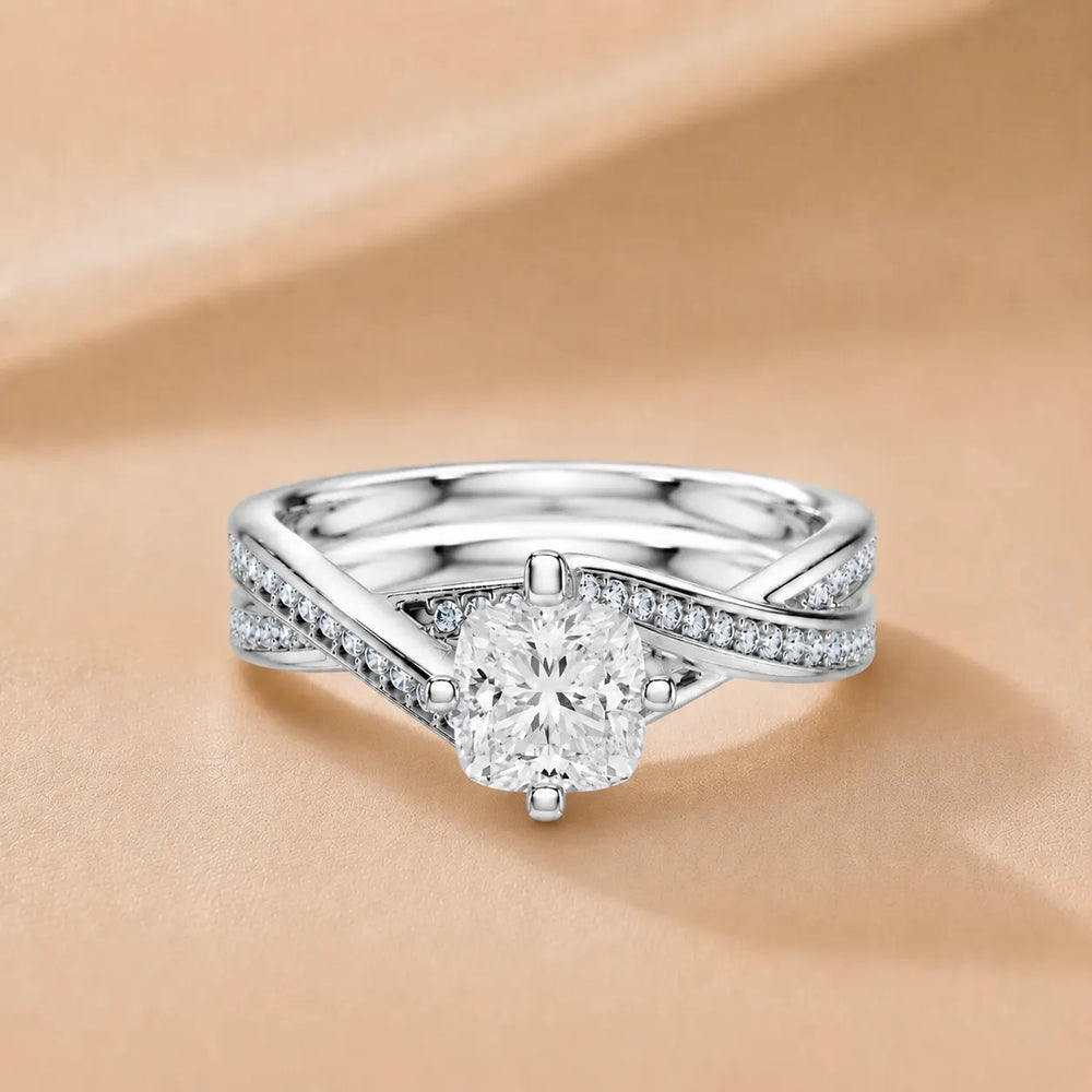 Eternal Embrace Solitaire Ring With Round Diamond