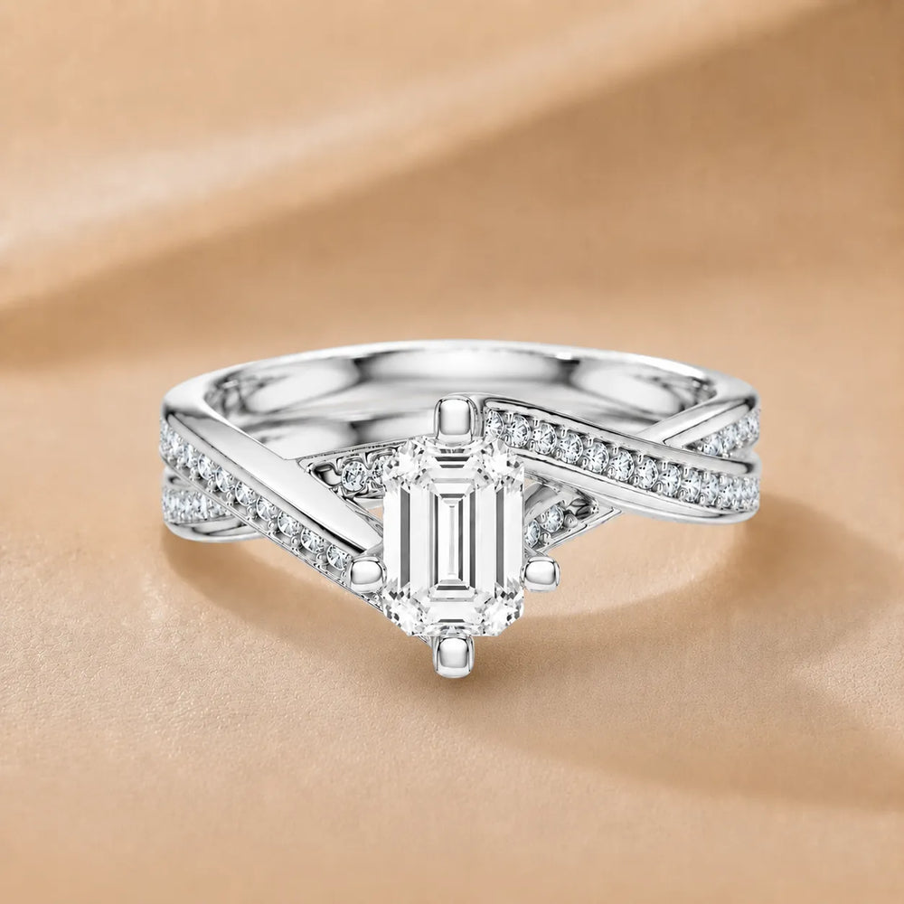 Eternal Embrace Solitaire Ring With Round Diamond