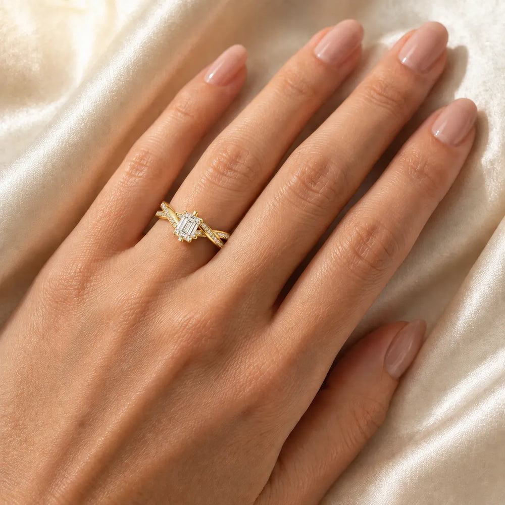 Eternal Embrace Solitaire Ring With Round Diamond