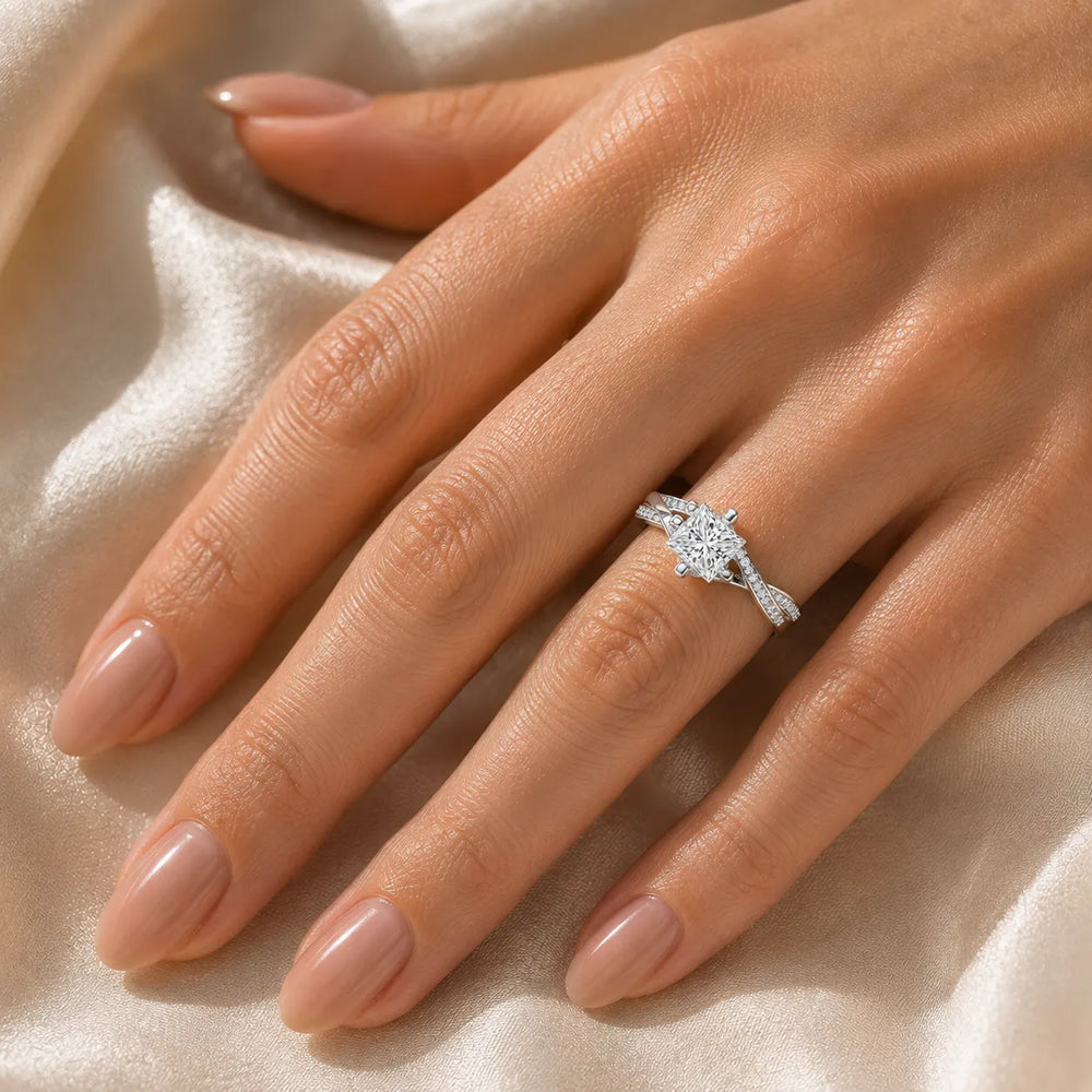 Eternal Embrace Solitaire Ring With Round Diamond