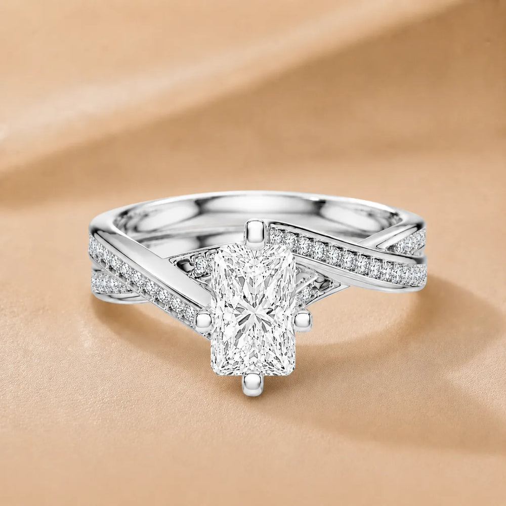 Eternal Embrace Solitaire Ring With Round Diamond
