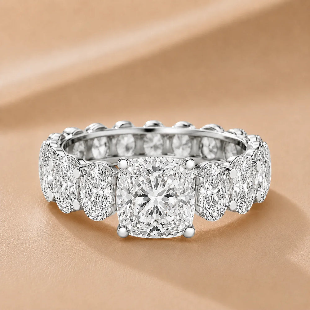 The Everlasting Grace Ring with Oval Diamond