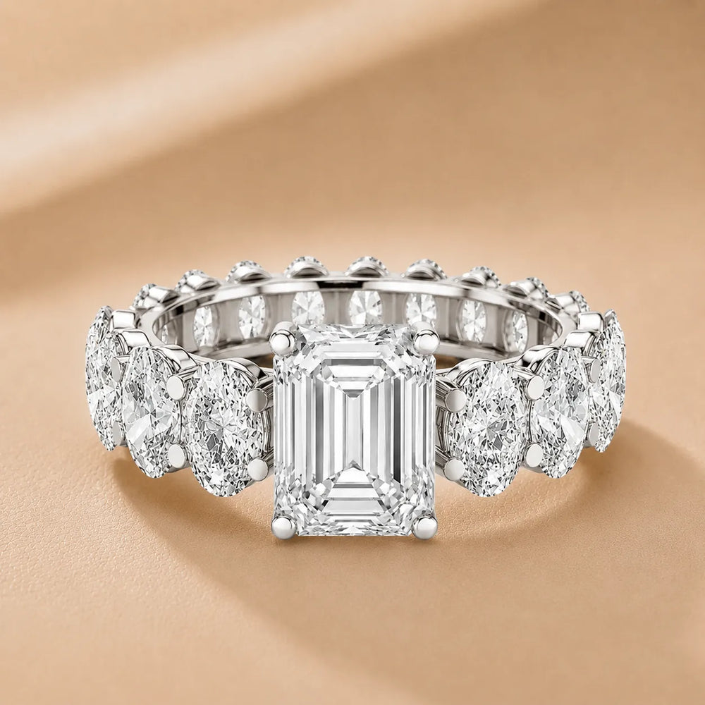 The Everlasting Grace Ring with Oval Diamond