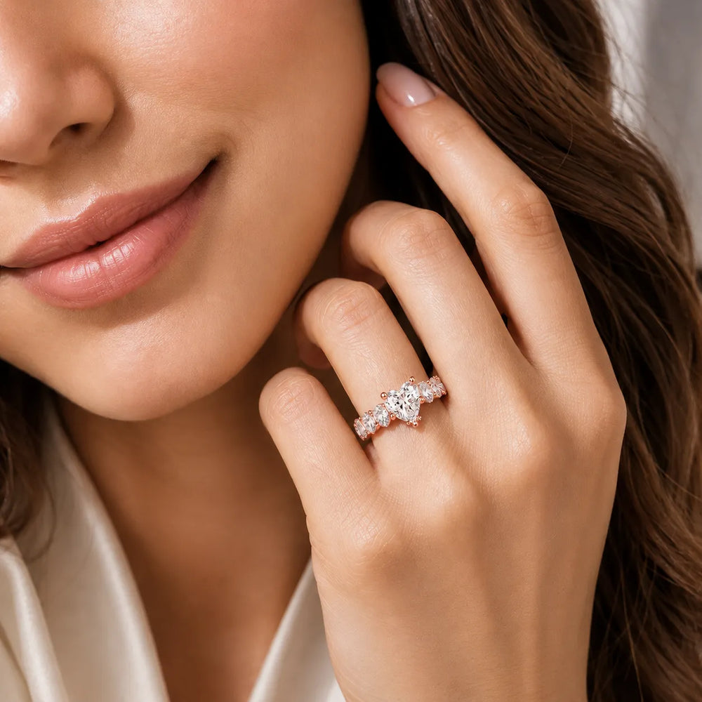 The Everlasting Grace Ring with Oval Diamond