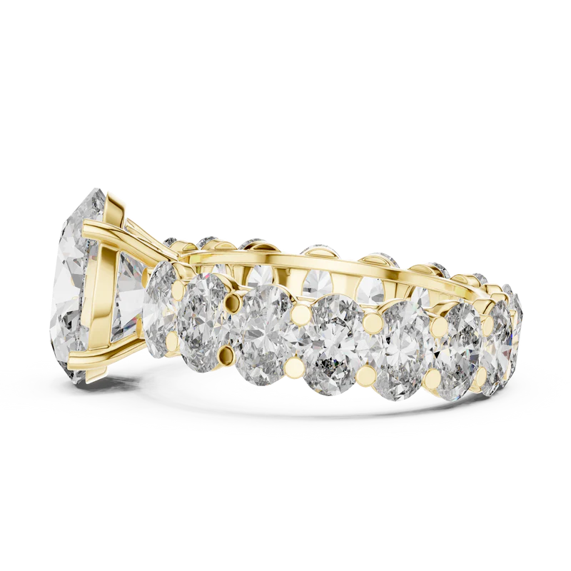 The Everlasting Grace Ring with Oval Diamond