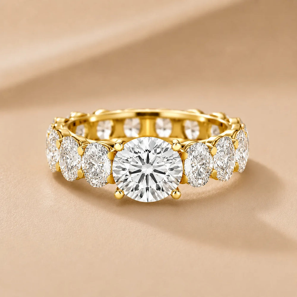 The Everlasting Grace Ring with Oval Diamond