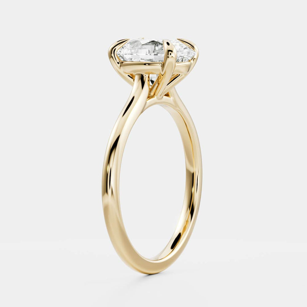 Oval Cut Labgrown Engagement Ring