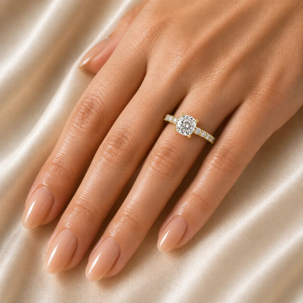 Elegant Solitaire Ring with Graduated Accent Stones