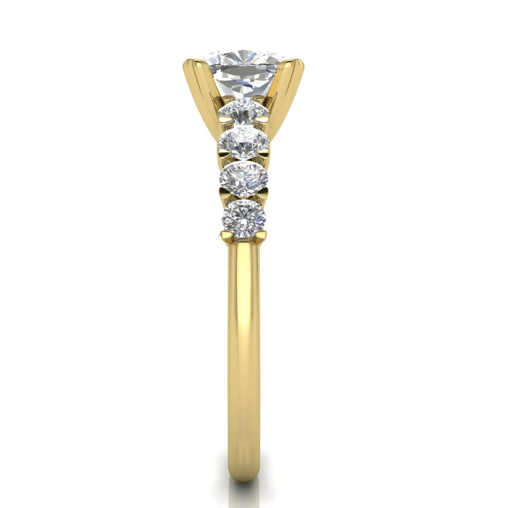 Elegant Solitaire Ring with Graduated Accent Stones