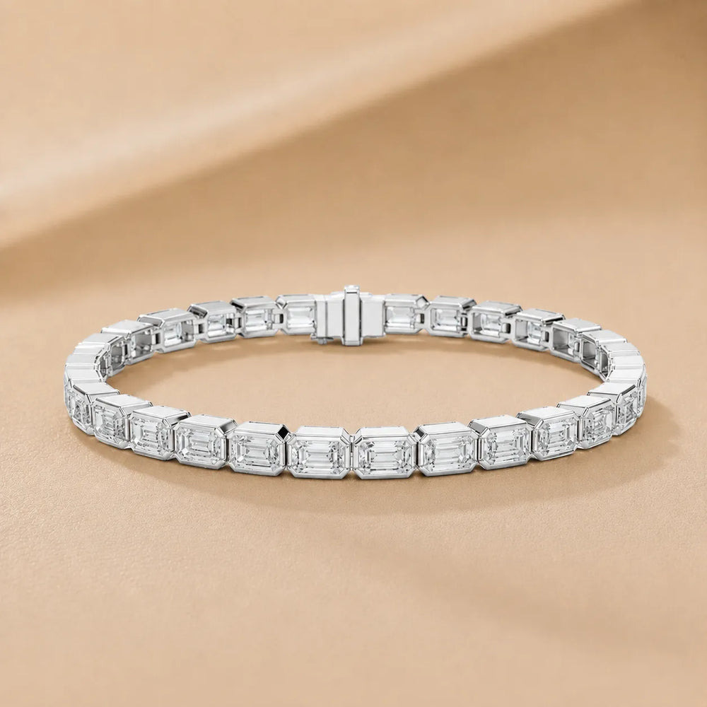 Heritage Diamond Elegance Emerald-Shaped Diamonds Bracelet