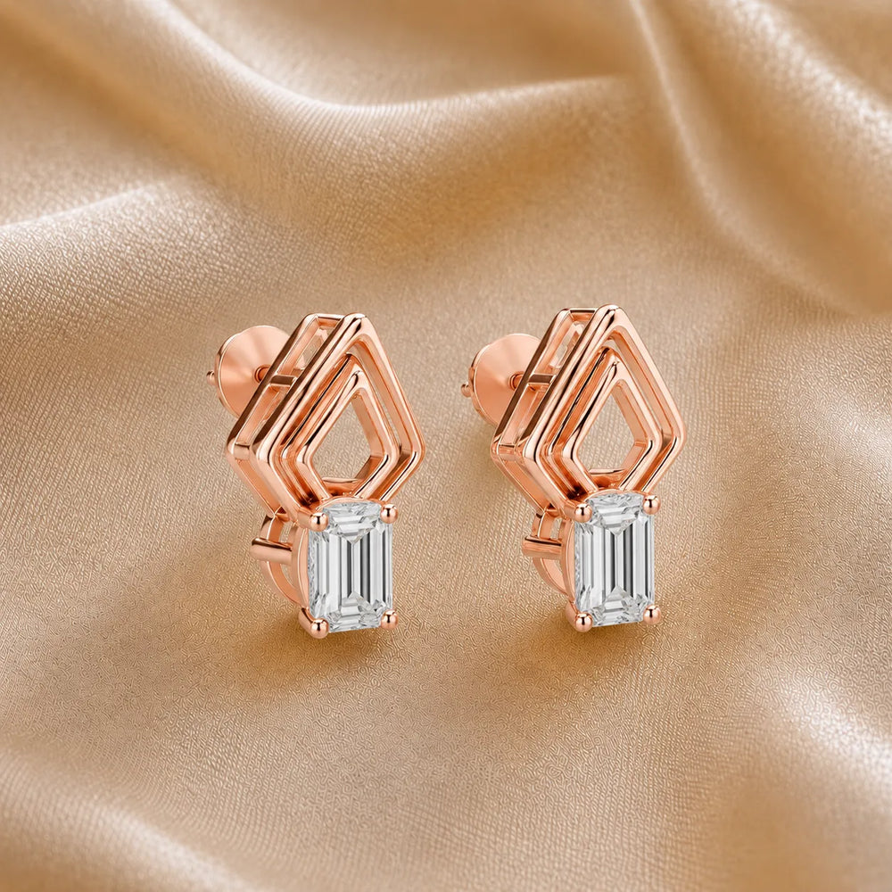 The Diamond Horizon Studs earring