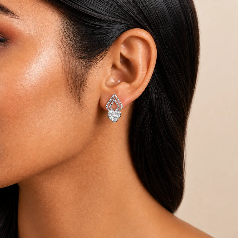The Diamond Horizon Studs earring
