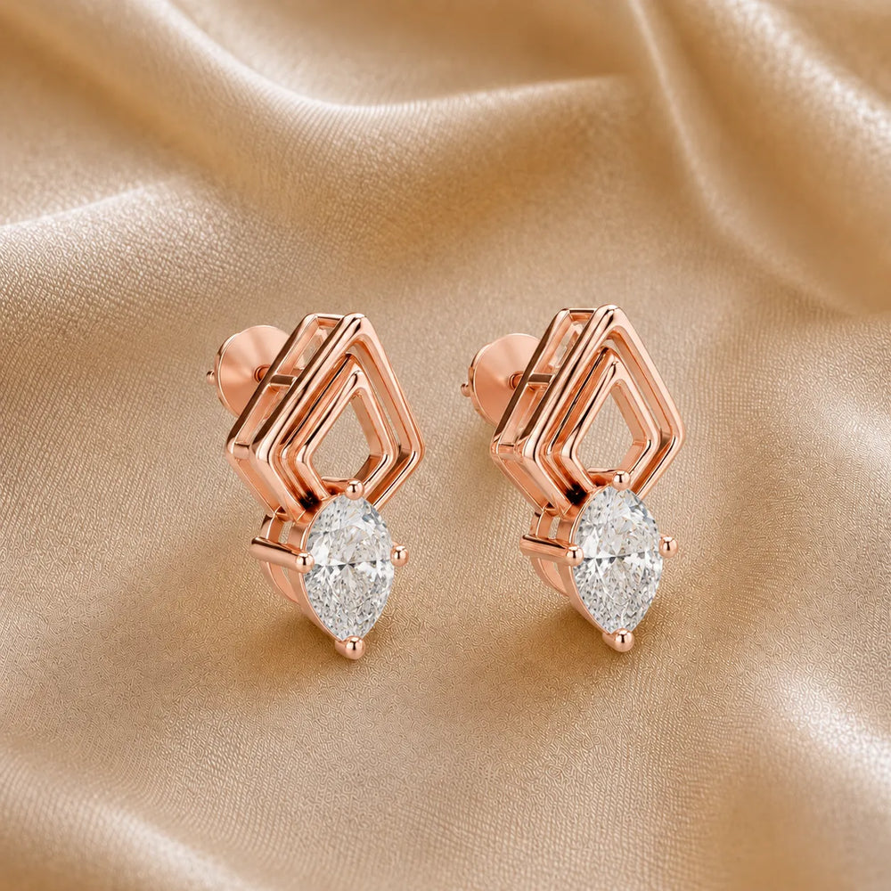 The Diamond Horizon Studs earring