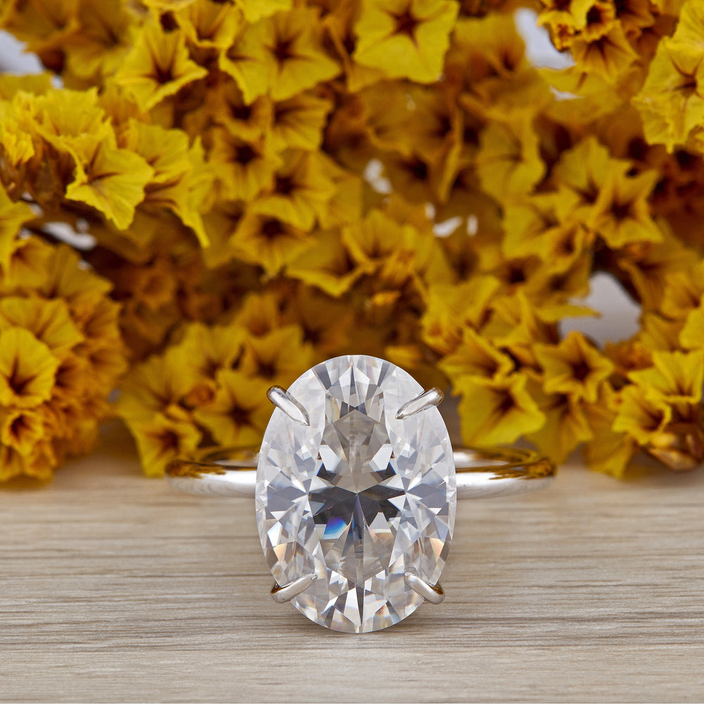 Oval Cut Labgrown Engagement Ring
