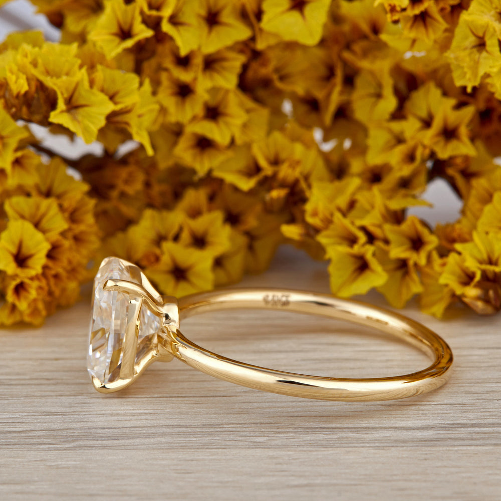 Cushion Cut Labgrown Engagement Ring