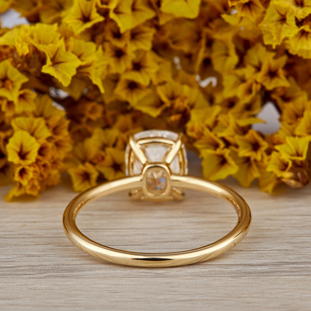 Cushion Cut Labgrown Engagement Ring
