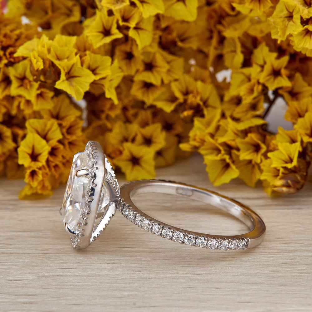 Elongated Cushion Cut Labgrown Ring