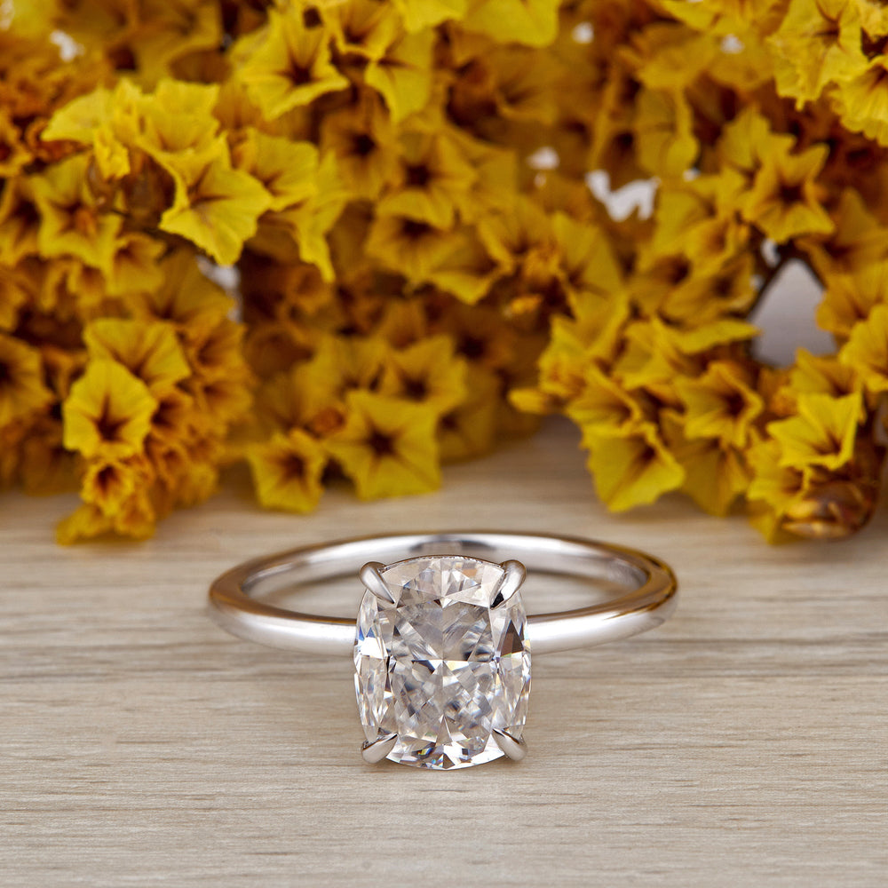 Cushion Cut Labgrown Ring