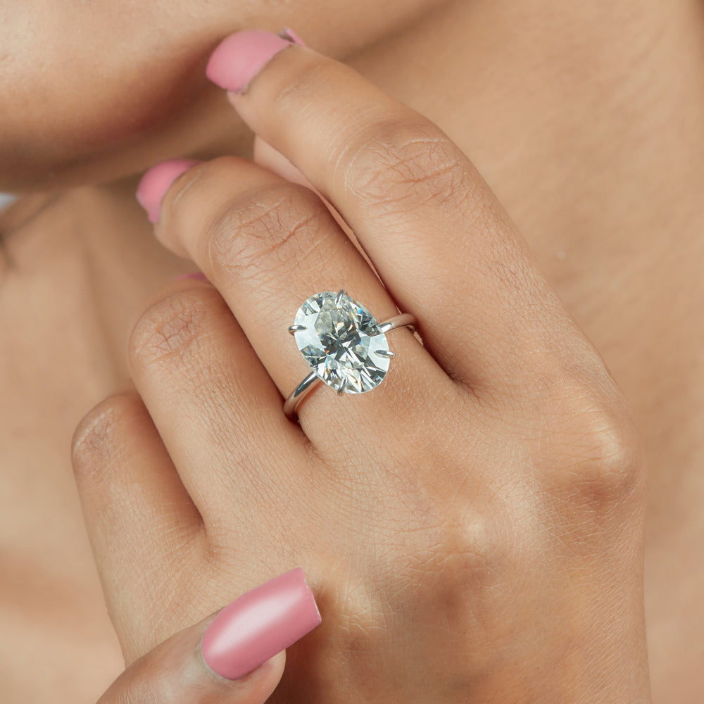 Oval Cut Labgrown Engagement Ring