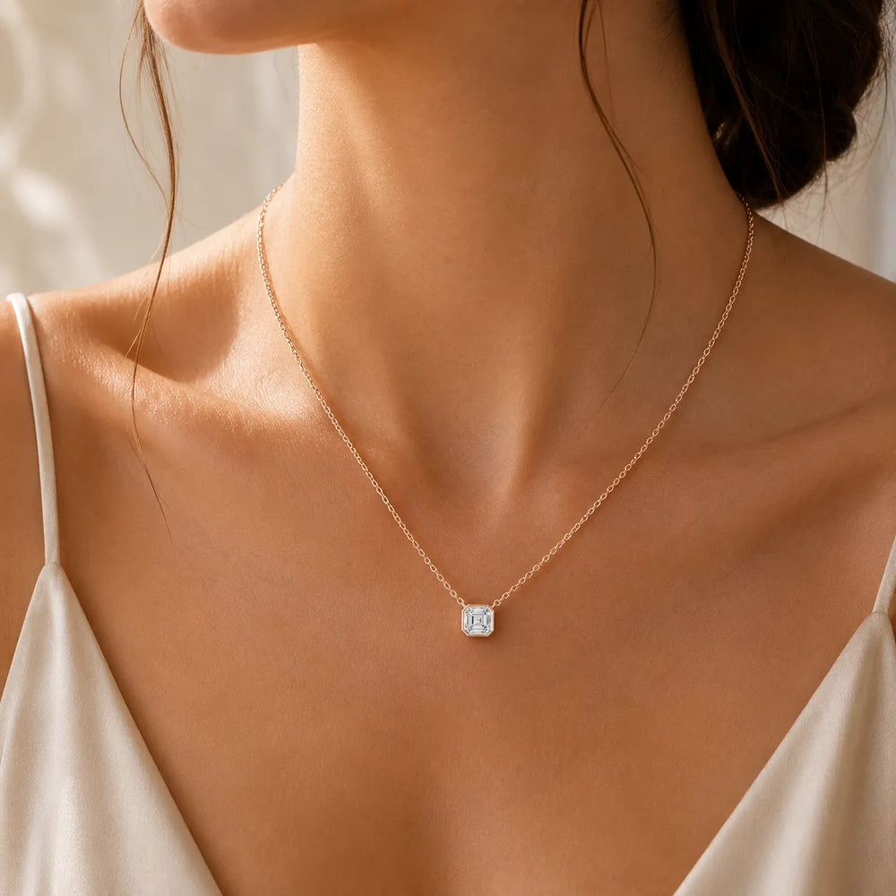 Royal Solitaire Pendant with Italian Chain Necklace