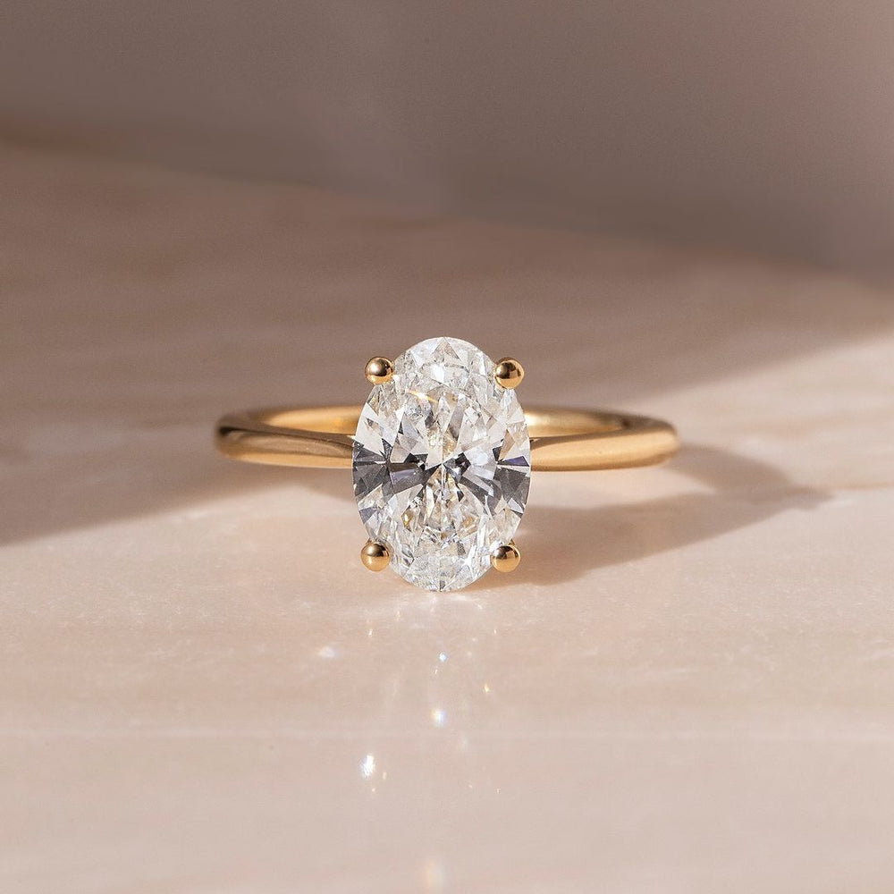 Oval Cut Labgrown Engagement Ring